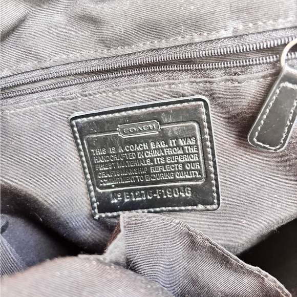 Coach Black & Gray Tote Bag Exc Preowned Condition, Lining in Exc Shape - Picture 7 of 10